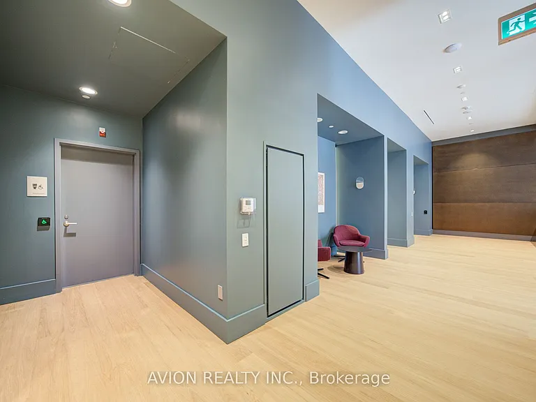 1720 Bayview Ave #321 — Photo 25