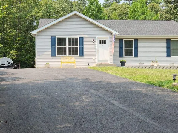 110 American Dr, Ruther Glen, VA 22546