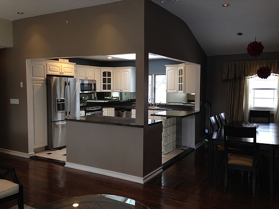 2nd image of 3274 Harbor Ct
