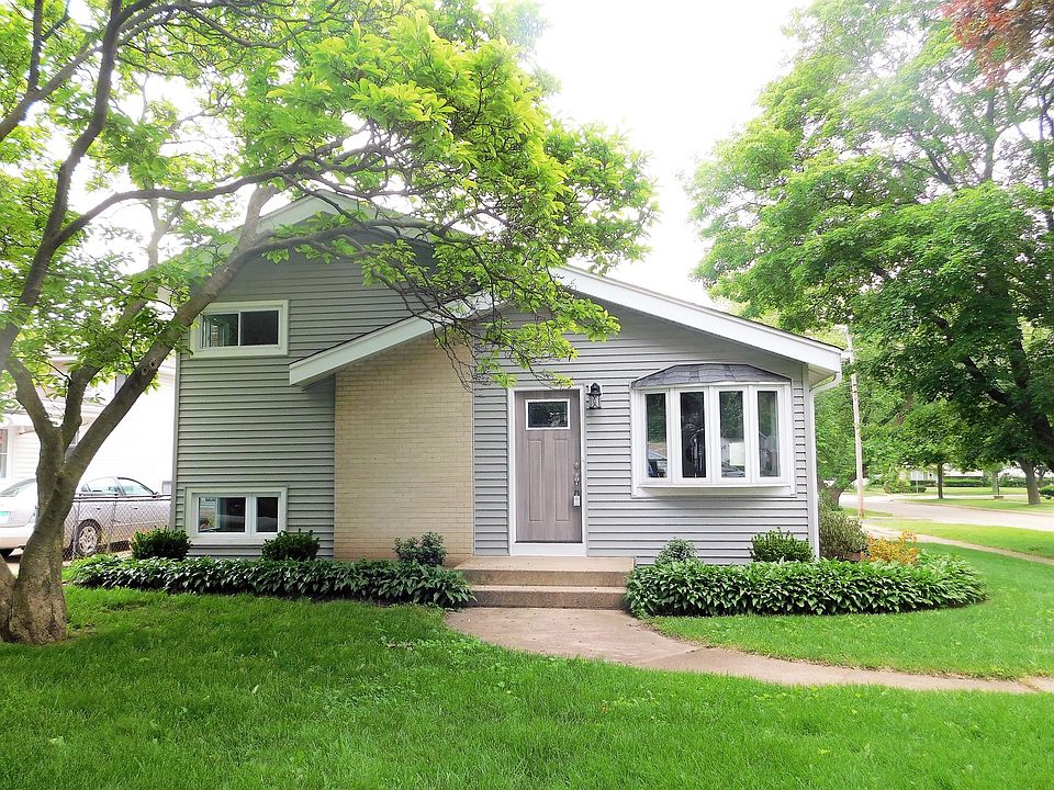 1st image of 519 N Iowa Ave