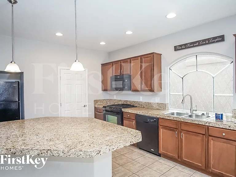 9951 Mills Reef Ct — Photo 6