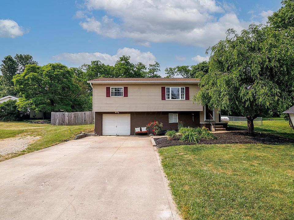 181 Lees Dr, Hebron, OH 43025 | Zillow