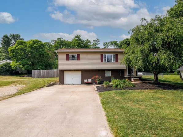 181 Lees Dr, Hebron, OH 43025