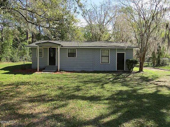 5th image of 2066 Wisteria Ln