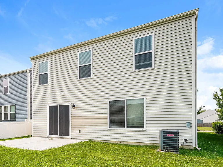 7500 Willow Leaf Dr — Photo 17