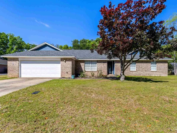 6059 Gillette Dr, Milton, FL 32570