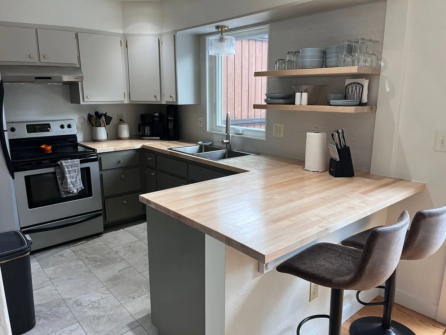 Fully Furnished Condo Near Downtown Bozeman & MSU — Photo 3