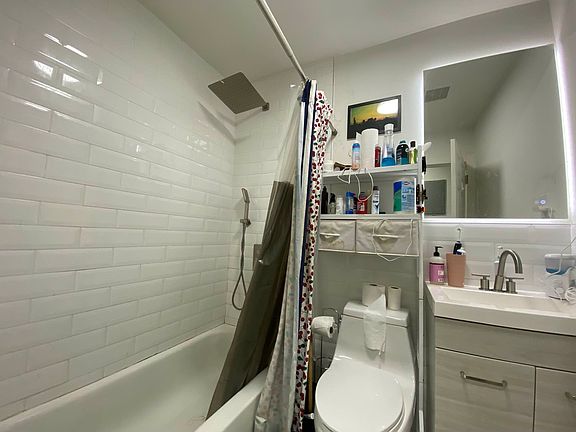 5th image of 244 Mac Dougal St APT 3
