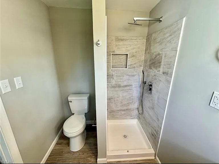 2712 Vimy Ridge Ave — Photo 12
