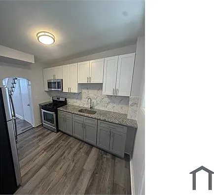 2622 Wilder St — Photo 5