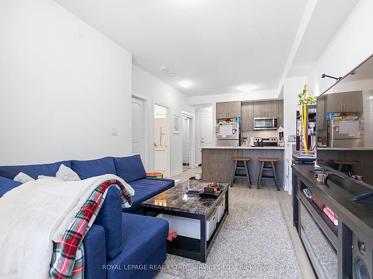 460 Dundas St E #221 — Photo 7