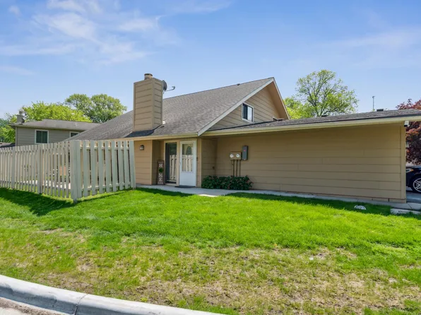 2229 Mayfair Rd, Golden Valley, MN 55427