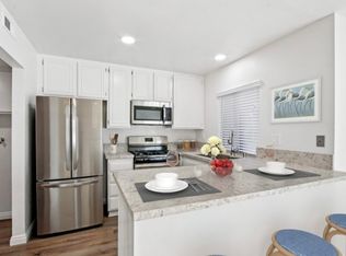 6 Moonrise Ct #5, Newport Beach, CA 92663
