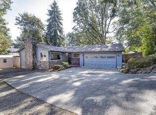 985 Hazelwood Dr, Oregon City, OR 97045