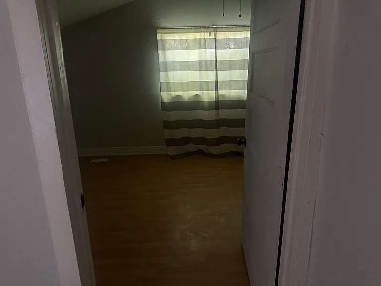 542 Topeka Blvd #3 — Photo 6