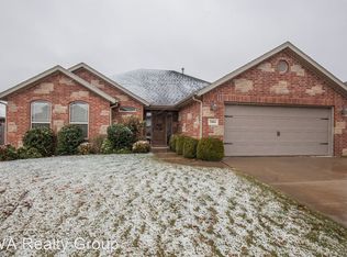 1804 SW Sequoia St, Bentonville, AR 72712