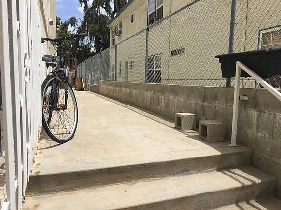 Outdoor Area for Tenant Use