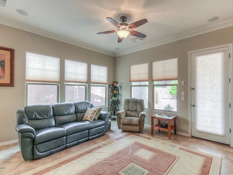 20912 W Ridge Rd — Photo 8
