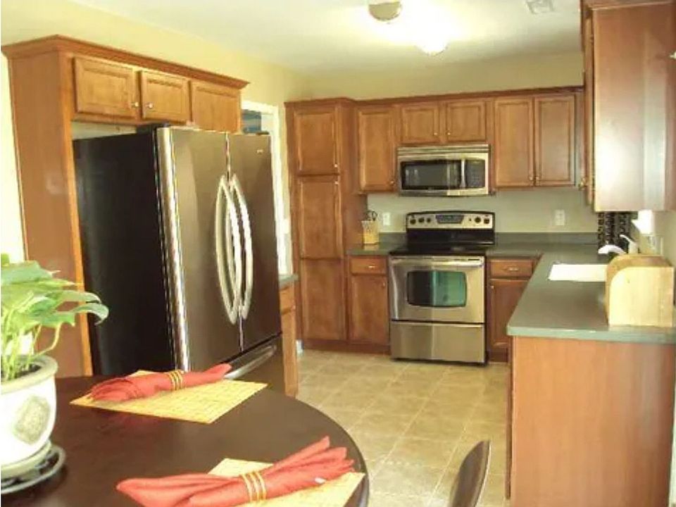 1st image of 3052 Red Berry Cir