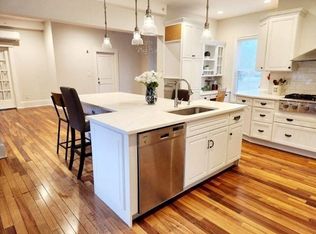 20 Sylvan St FLOOR 1, Danvers, MA 01923