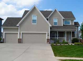 9006 NE 94th Pl, Kansas City, MO 64157