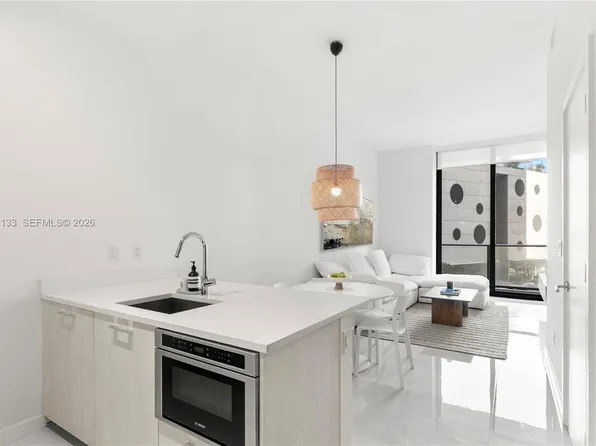 501 NE 31st St Unit 203, Miami, FL 33137