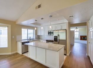 1801 Avenida La Posta, Encinitas, CA 92024