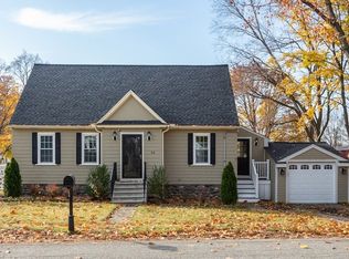 35 Putnam Rd, North Andover, MA 01845