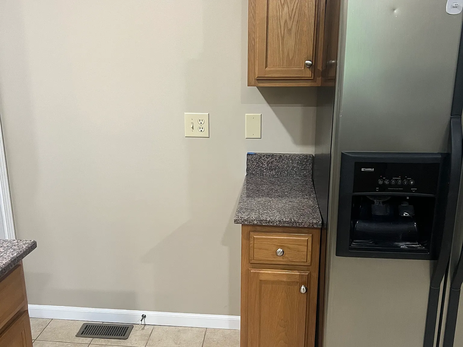 3 bed, 864 sqft, $1,600 — Photo 4