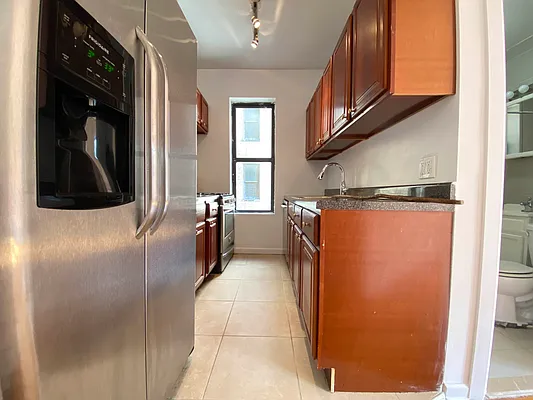 Rented by Lang Realty LLC | media 11