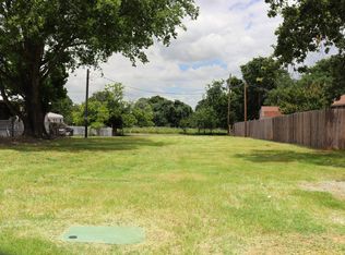 1204 Trails End St, Azle, TX 76020