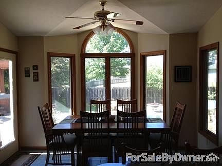 Eat-In Kitchen
						:
						Light & Bright Eat-In Kitchen