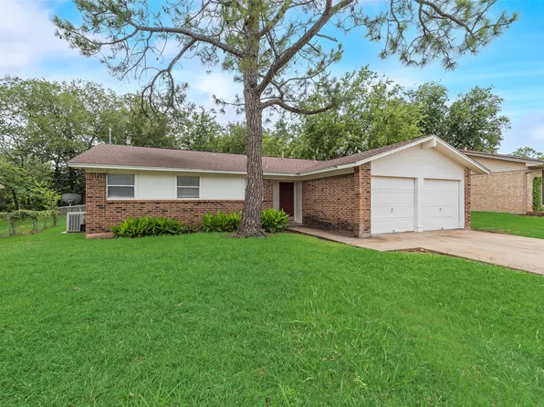 508 Neptune Dr, Denton, TX 76209