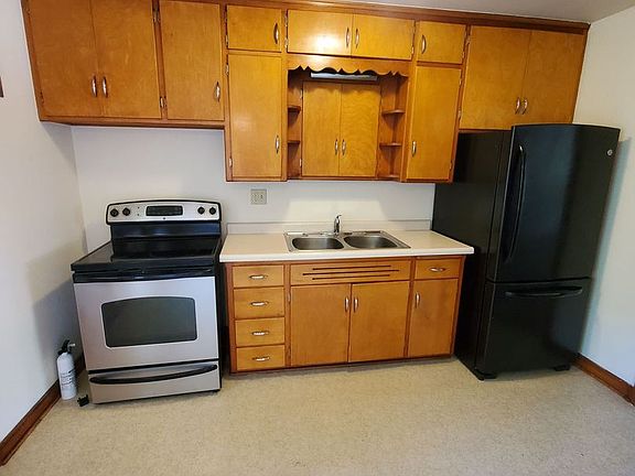 5th image of 4030 S Kinnickinnic Ave APT 2