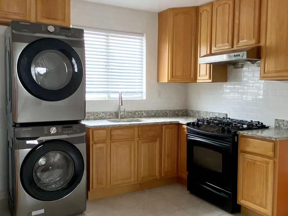 1st image of 15414 20th Ave #2