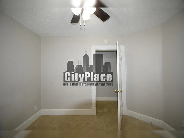 2862 Highland Pl — Photo 14