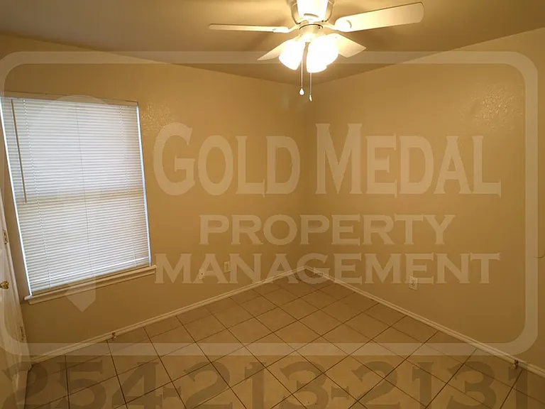 3402 Hereford Ln — Photo 13