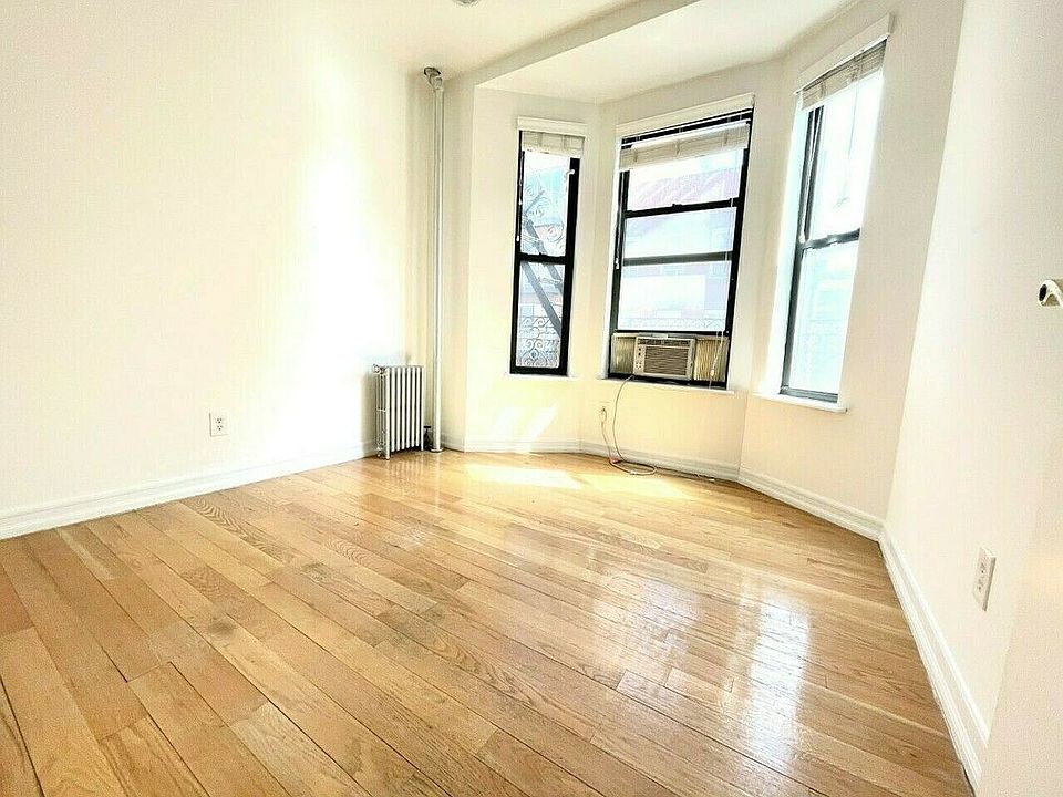 1st image of 179 Mulberry St