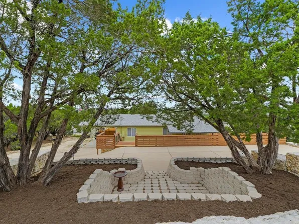 8104 Bronco Ln, Lago Vista, TX 78645
