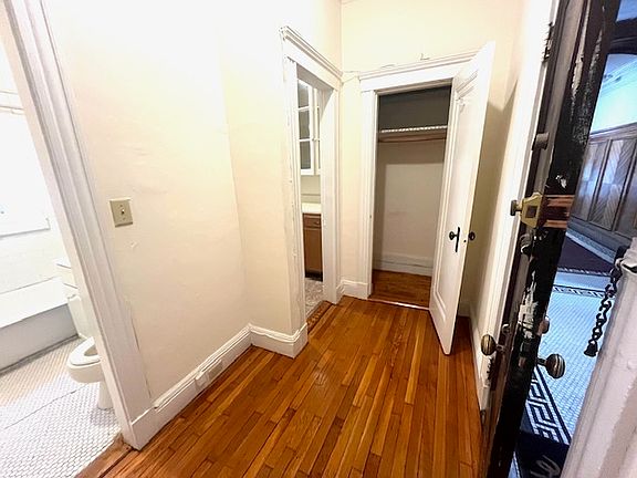 2nd image of 1208 Boylston St #2