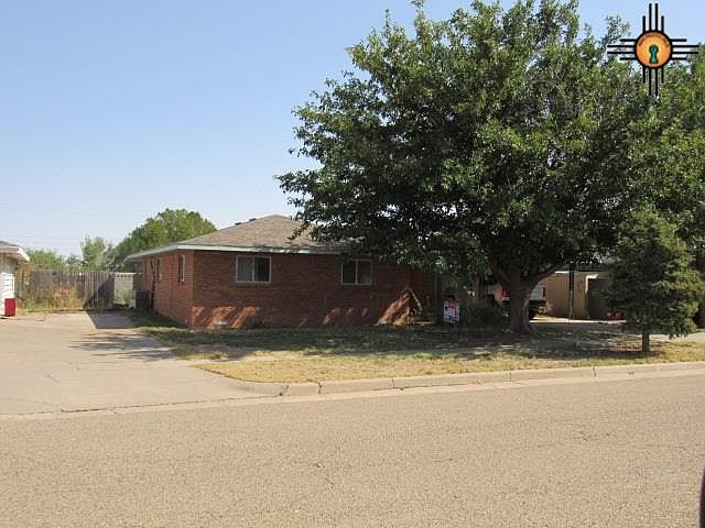 1st image of 1912 10th St