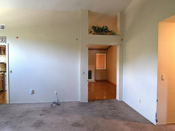 4th image of 5320 Applehurst Way