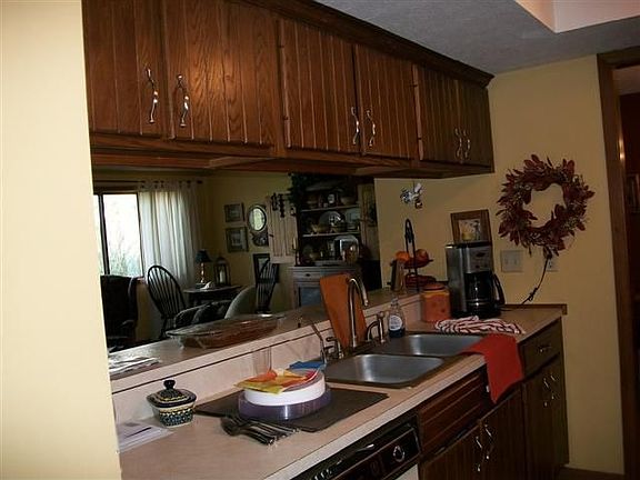 Kitchen opens into great room