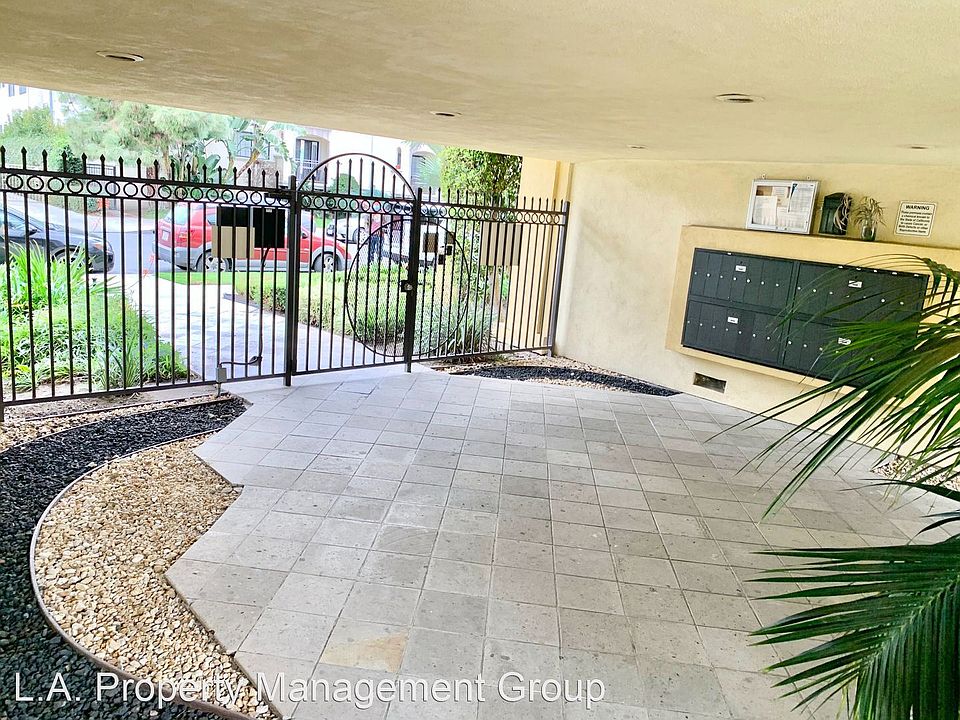 1st image of 4346 Matilija Ave #220