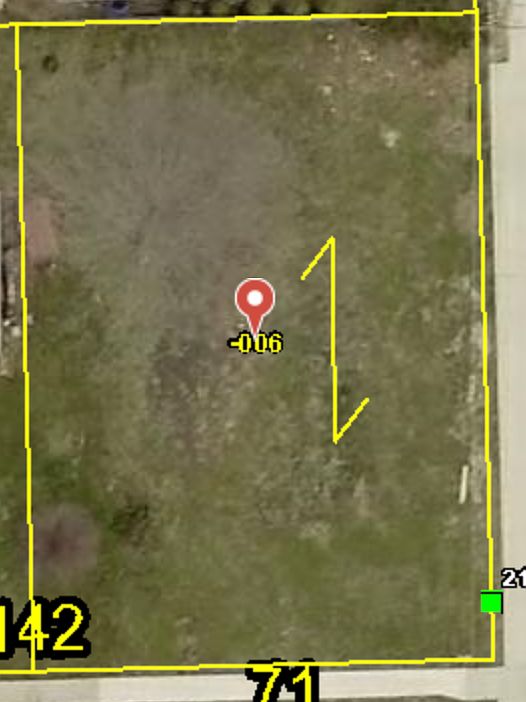 2nd image of 214 W 3rd St