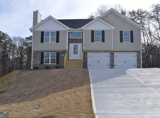 5352 Lawson Lake Dr, Gainesville, GA 30506