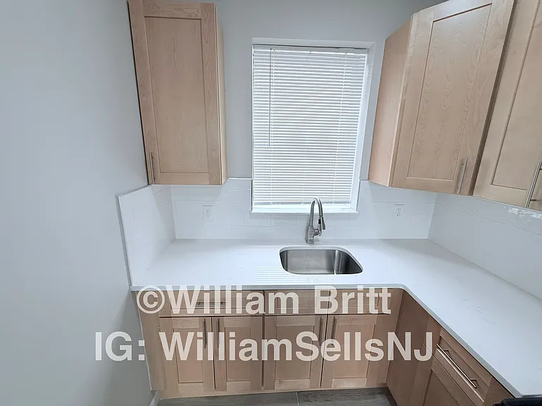 67-69 Brinkerhoff St #4D — Photo 7