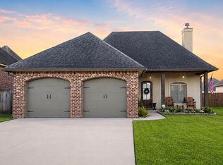 106 Hazy River Way, Lafayette, LA 70508