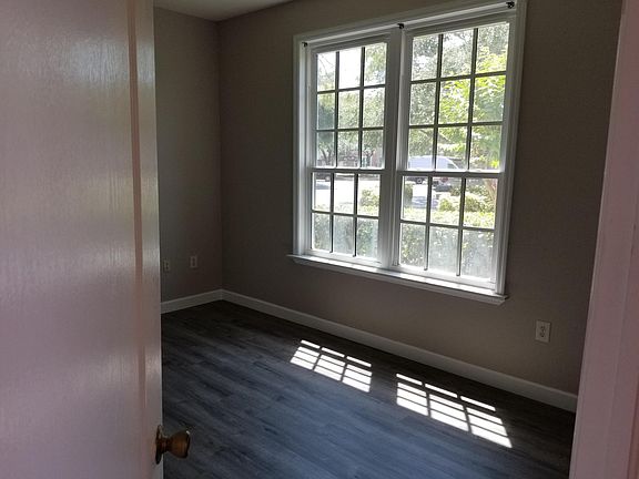 4th image of 4166 Central Sarasota Pkwy