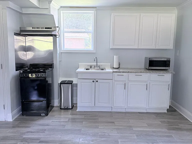 994 Overbrook Cir #1 — Photo 8